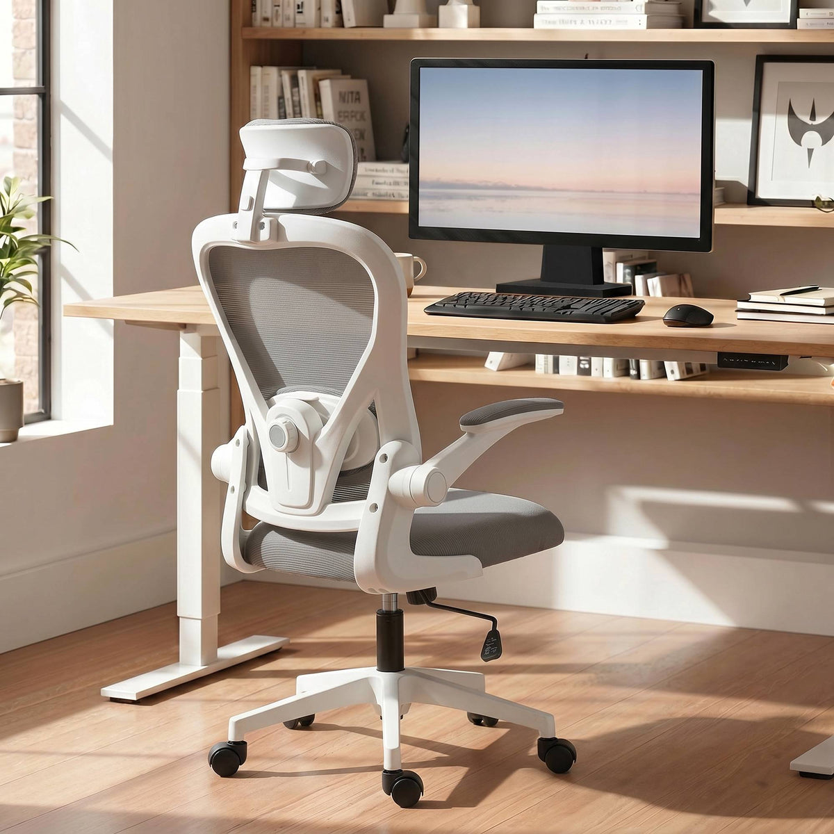 Ergonomisk kontorsstol, nät, uppfällbara armstöd, grå