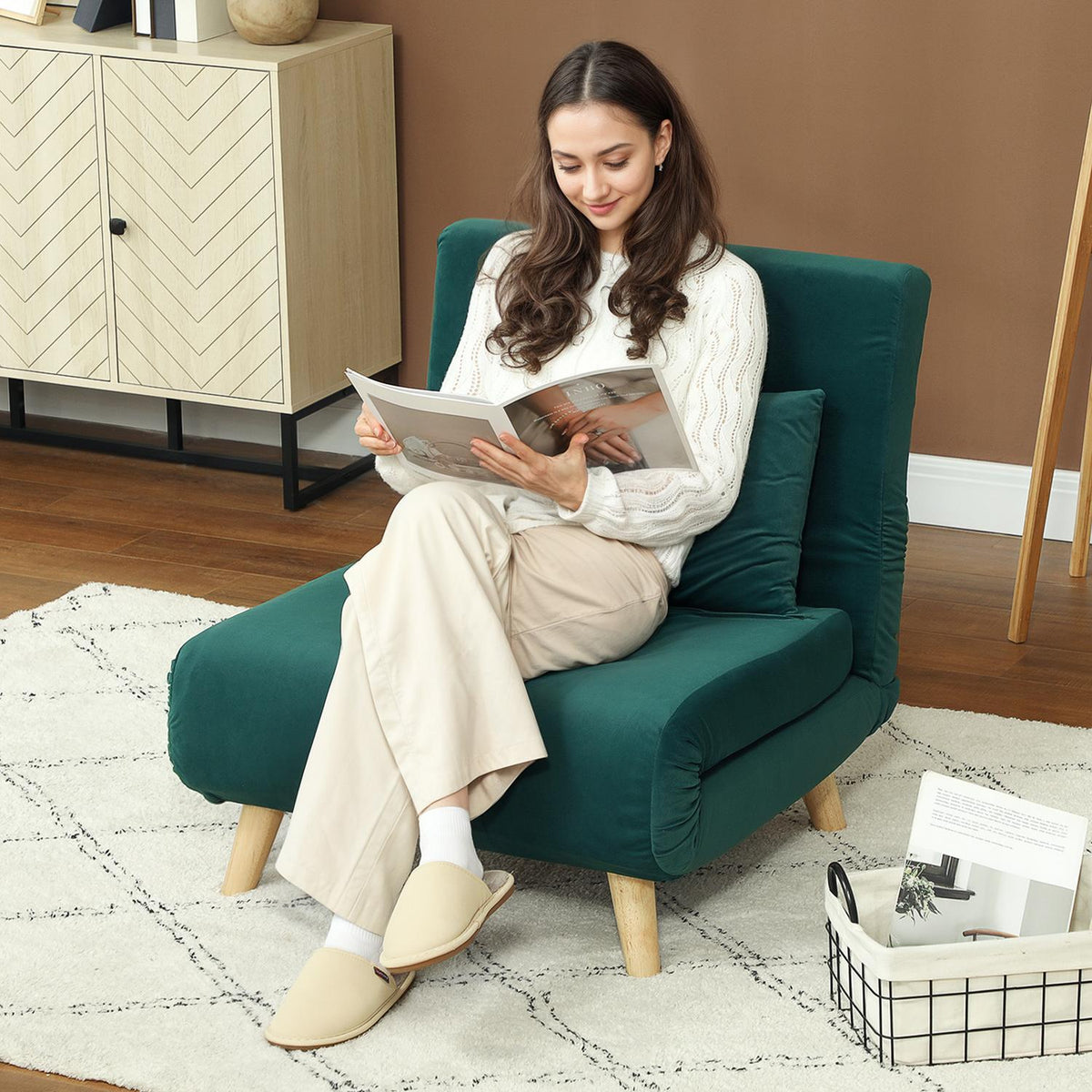 Chaise relax rabattable aspect velours avec dossier réglable