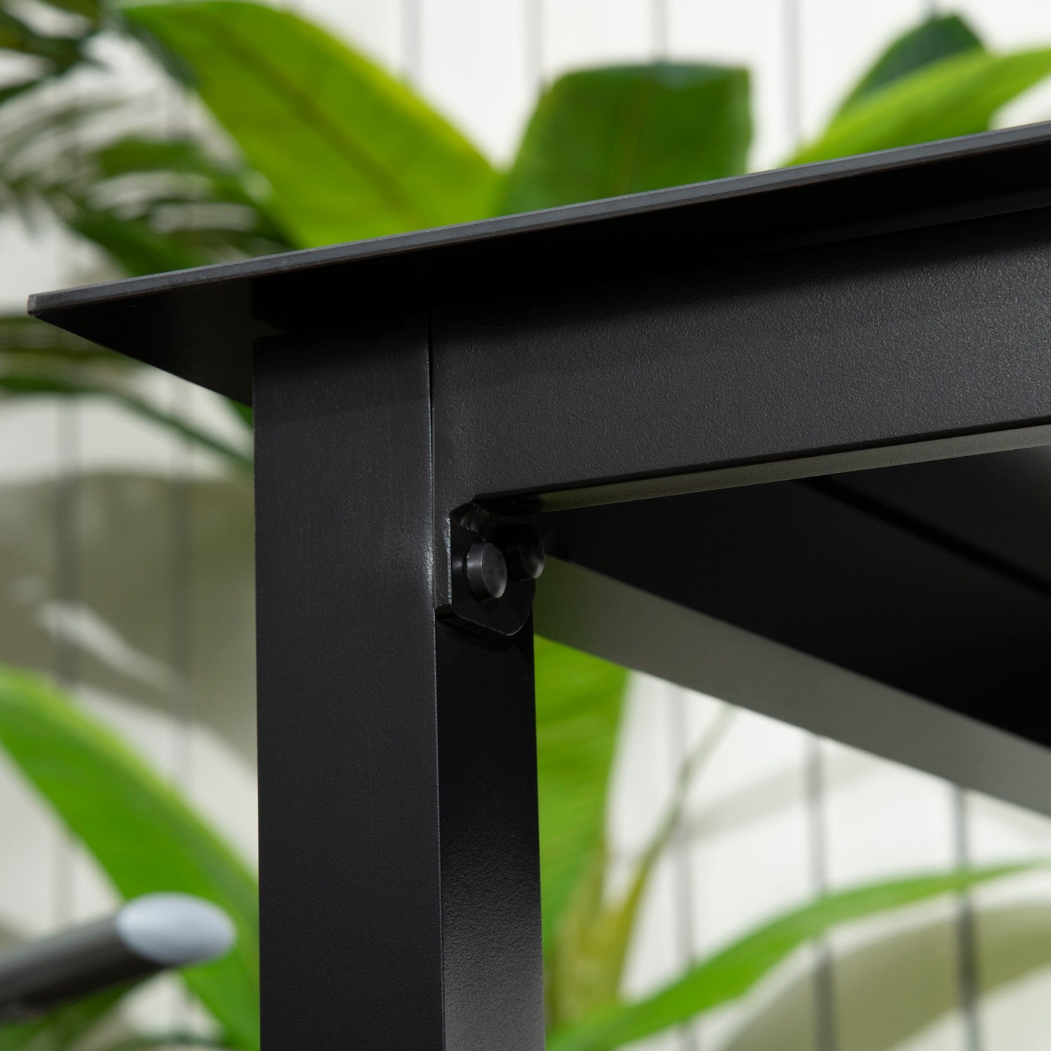Fyrkantigt uteplatsbord i aluminium, skiva i härdat glas, säten 4