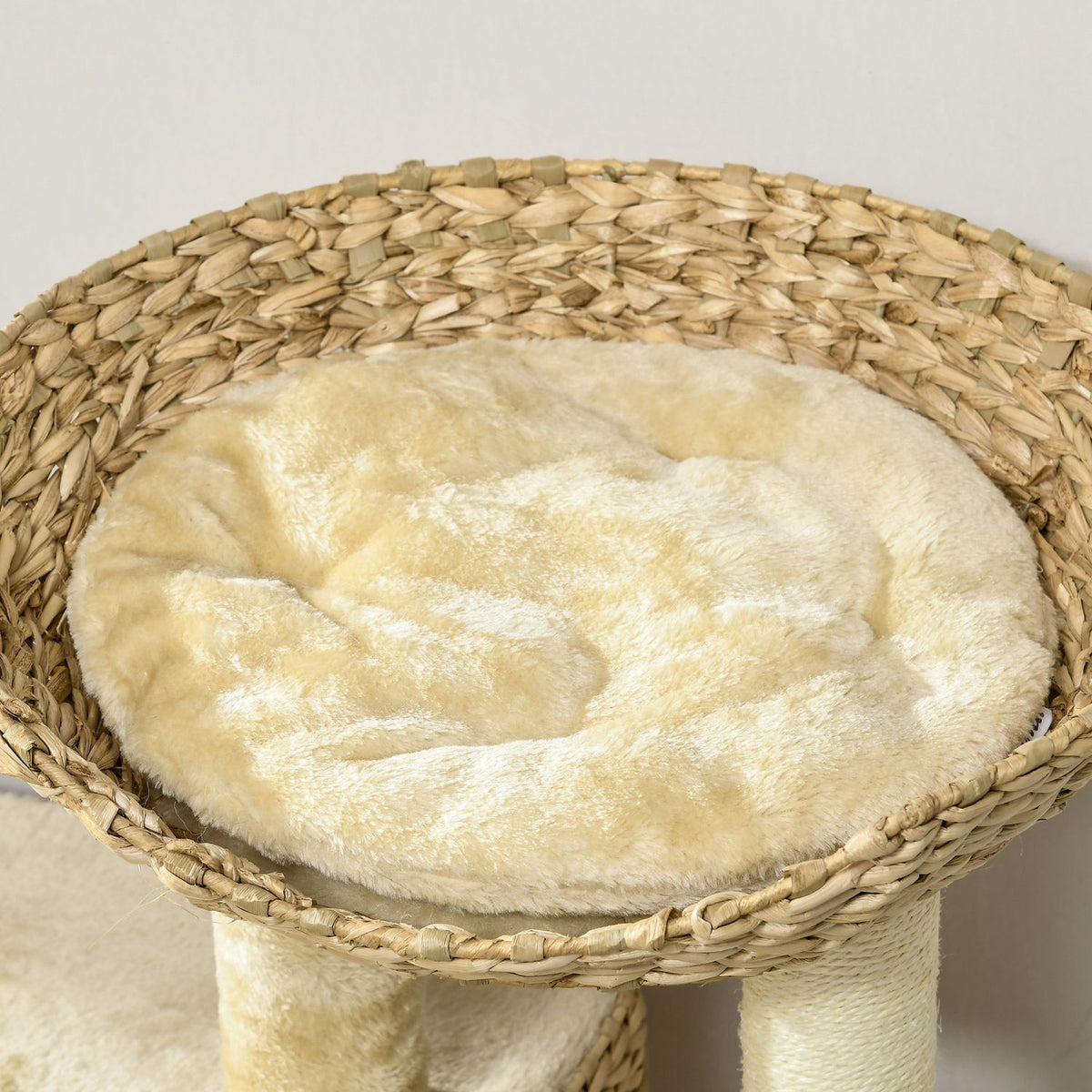 Arbre à chat 98cm avec sisal, 2 couchages, balle de jeu, beige