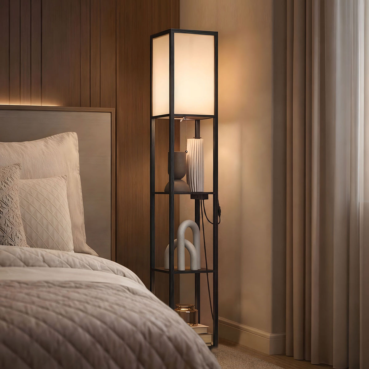LED-golvlampa med 3 hyllor, dimbar, USB, uttag, svart