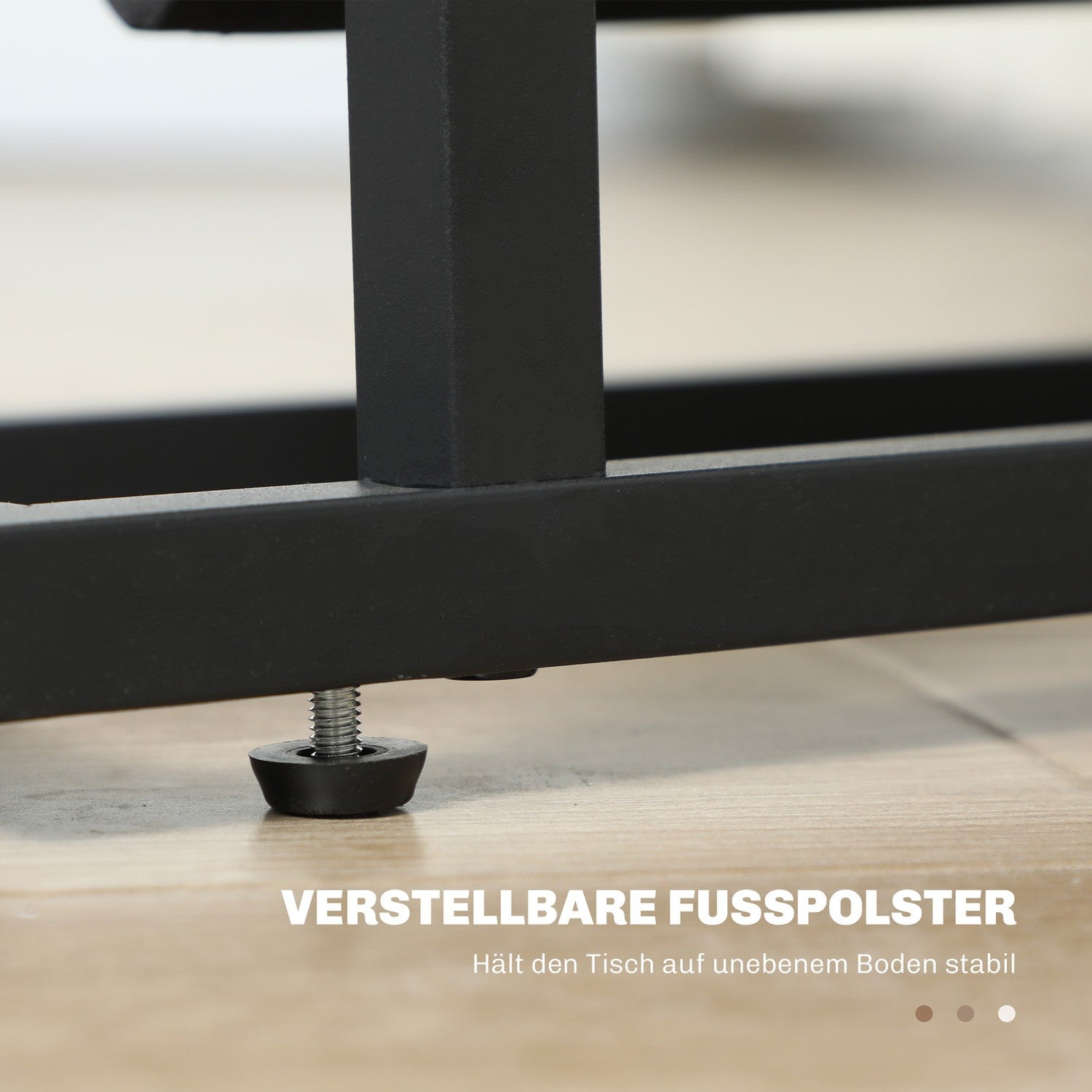 Svart sidobord i metall och glas med förvaringsväska i tyg