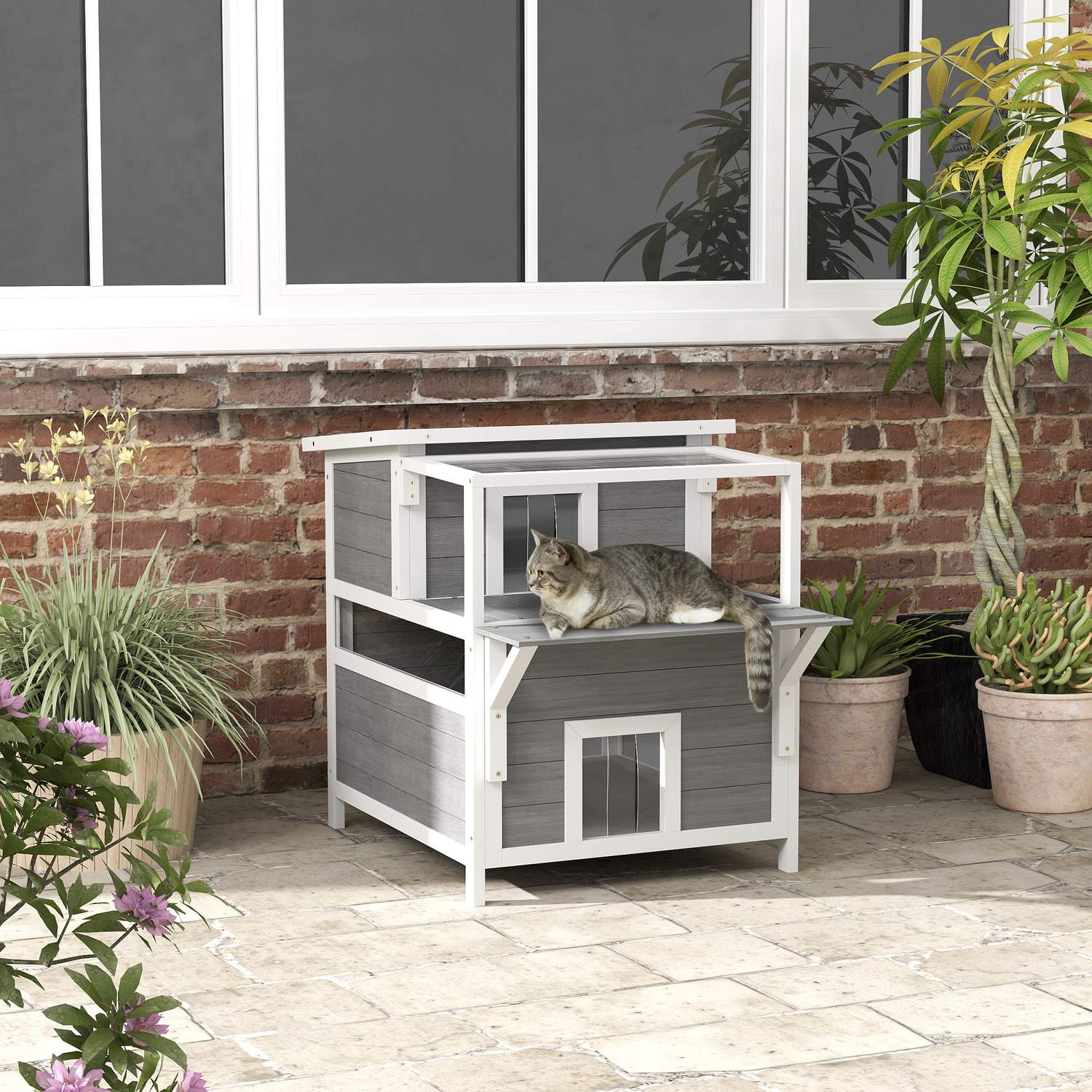 Utomhus Gran Wood Cat House med balkong, 64 x 87 x 76 cm