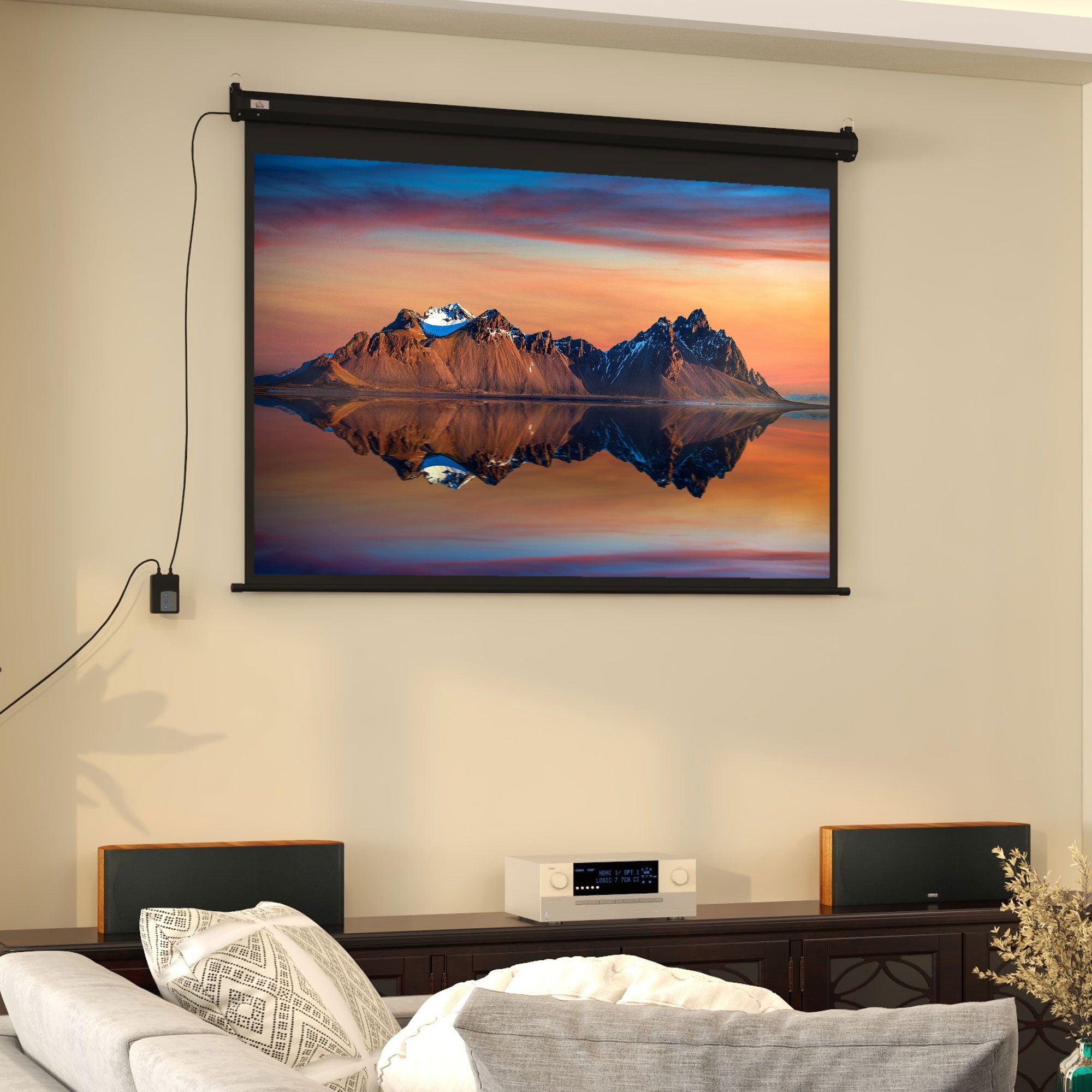 84" motoriserad projektorduk, 4:3, svart, 171x130 cm