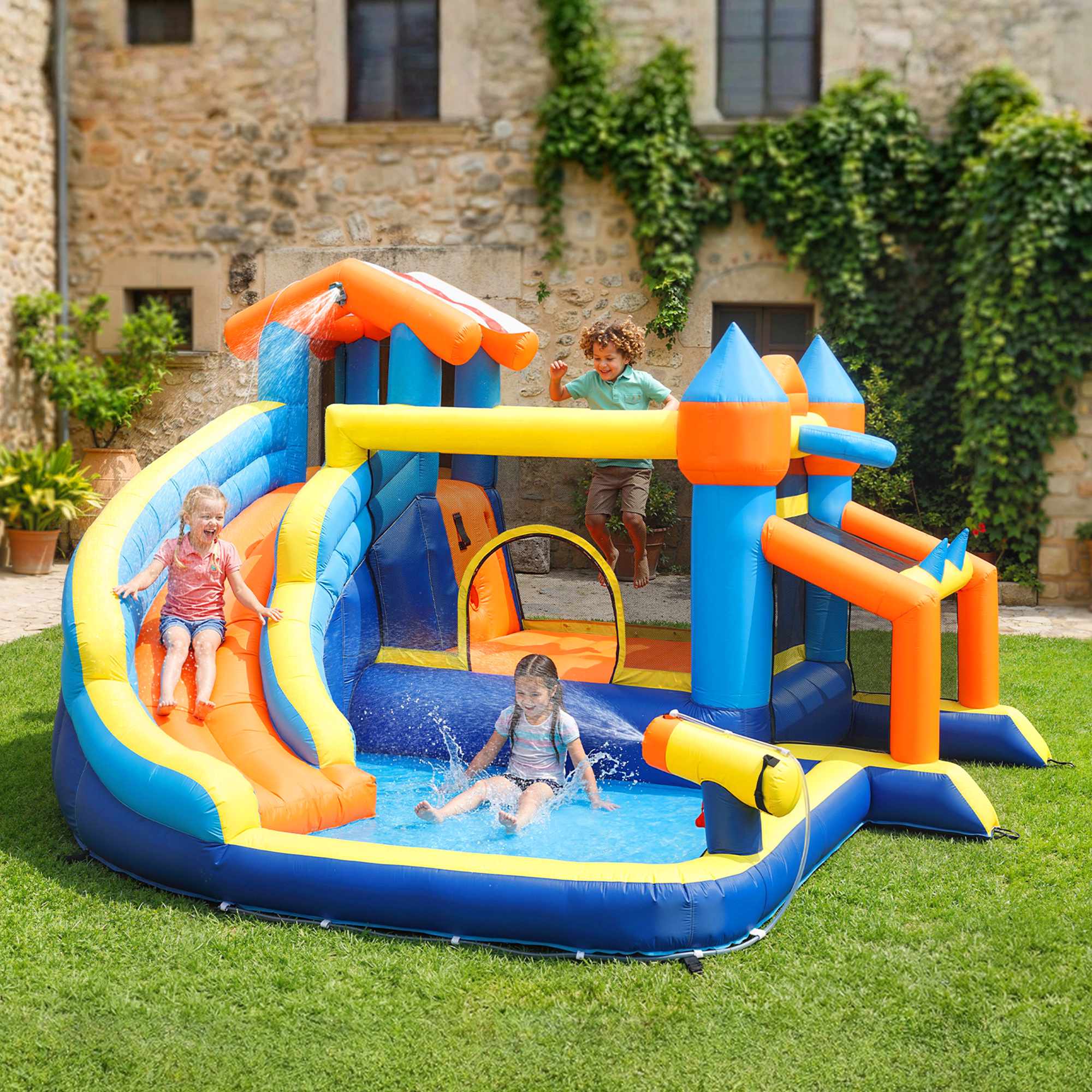 8-i-1 hopphus med rutschkana, pool och klättervägg
