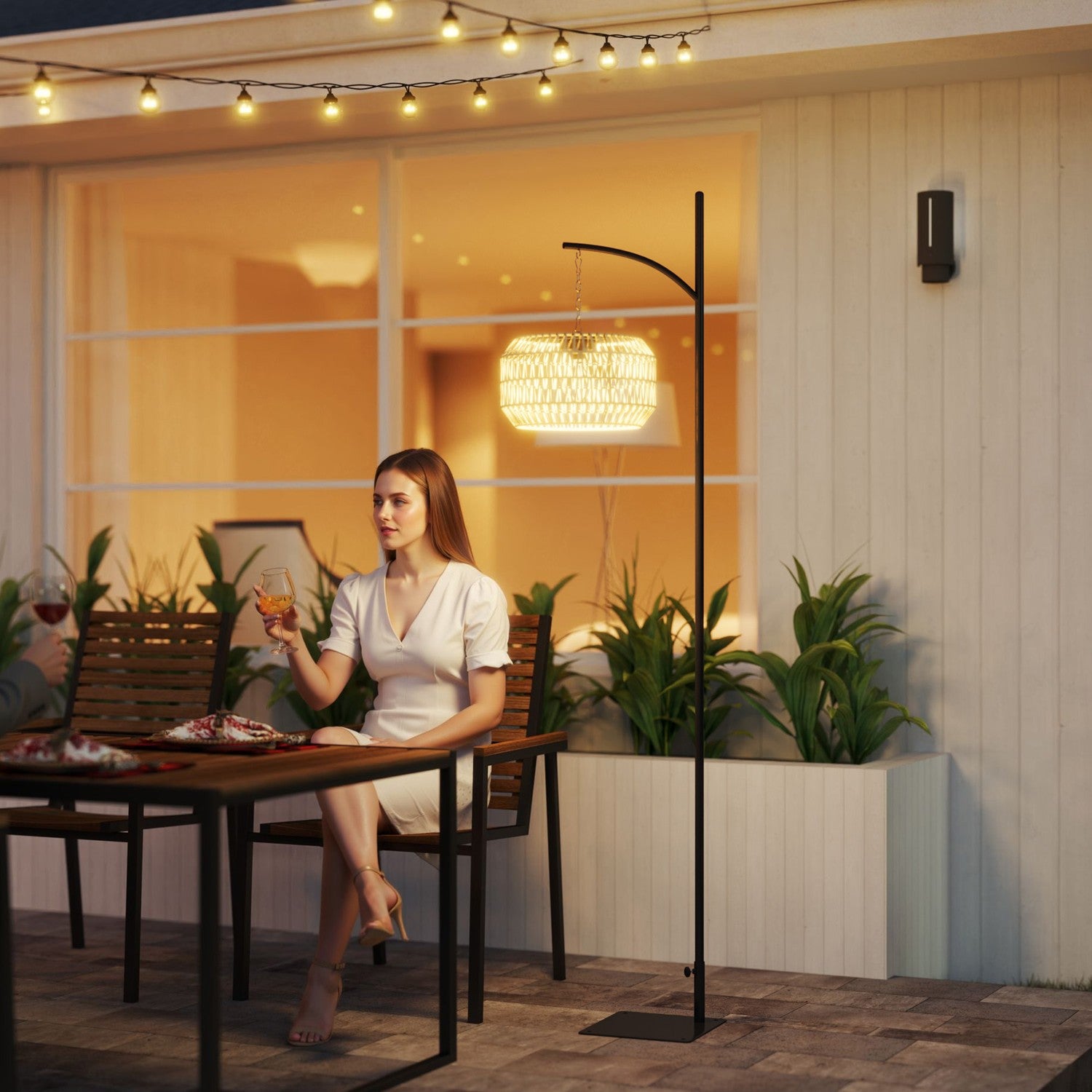 Boho Style Rattan Solar Golvlampa, IP44 Vattentät