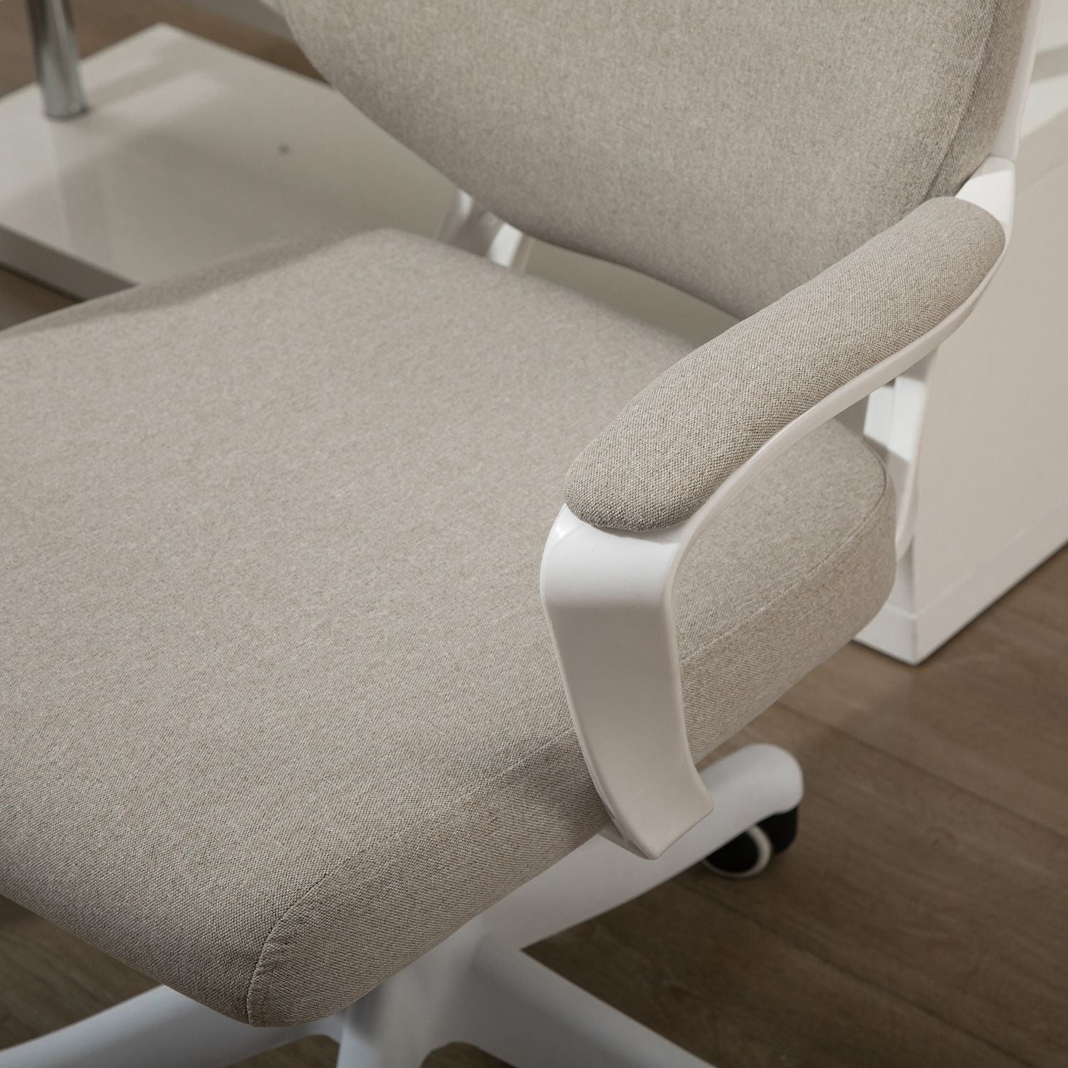 Ergonomisk kontorsstol – justerbar, vadderad, vridbar