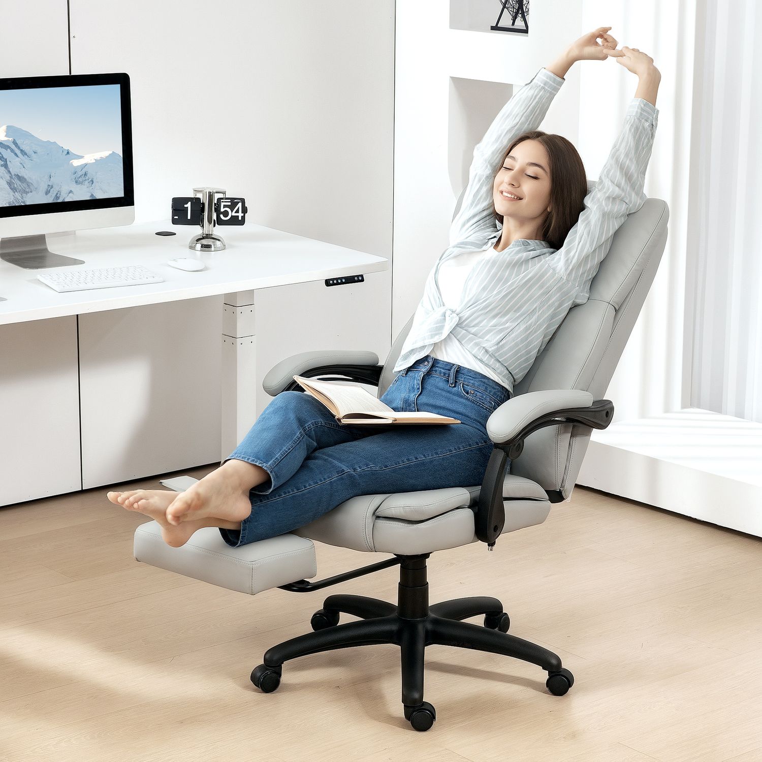 Ergonomisk kontorsstol med massage, lutning, fotstöd, grå