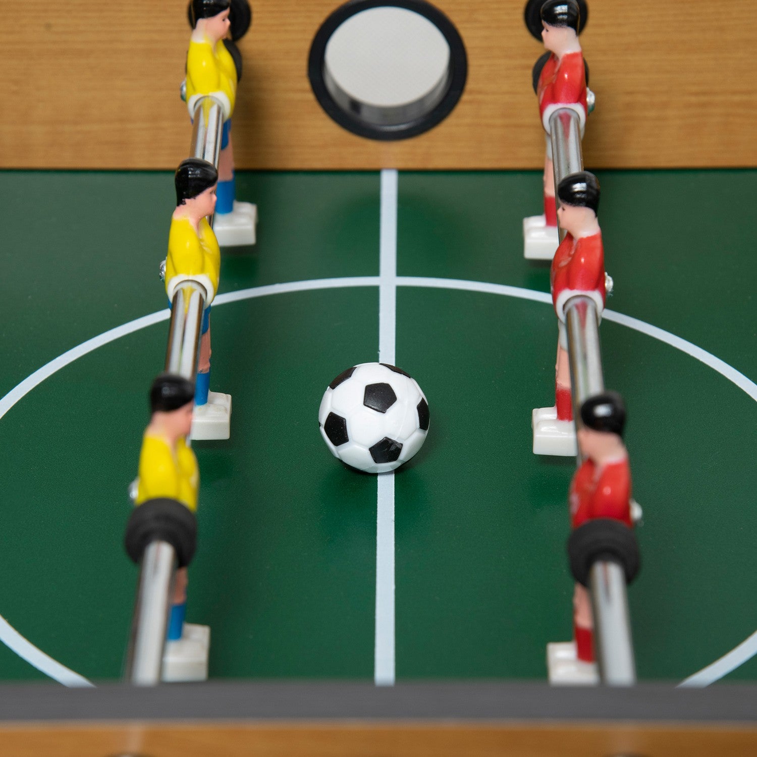 Fotbollsbordsset, kompakt trädesign, 2 bollar, resultattavlor