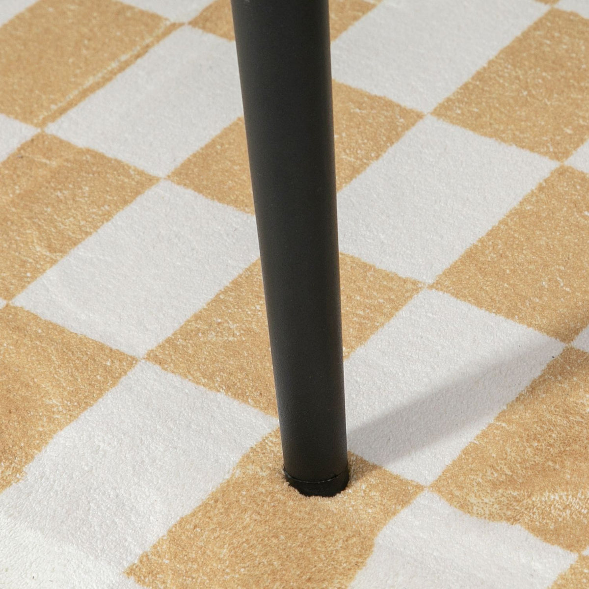 Poggiapiedi quadrato beige, effetto cashmere, gambe in acciaio, 42x42x47 cm