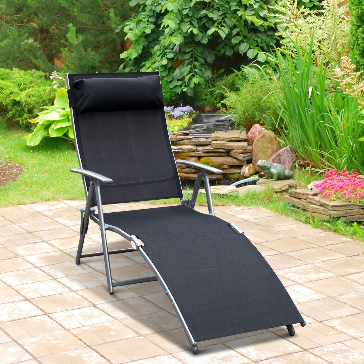 Klappbarer Strandstuhl mit Kissen, schwarzes Metall und Gewebe