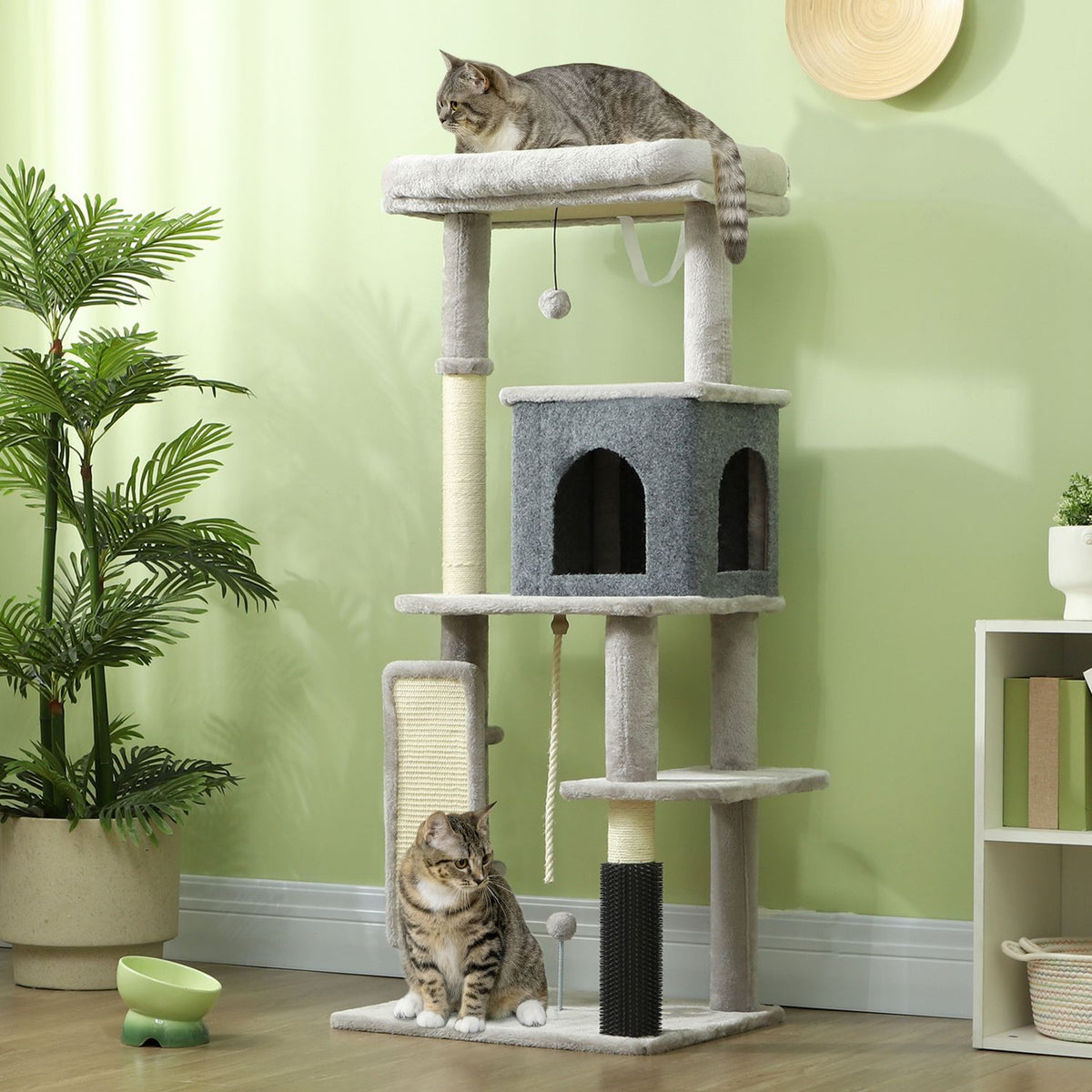 Arbre à chat avec niche, poteaux en sisal & balle de jeu, 132 cm