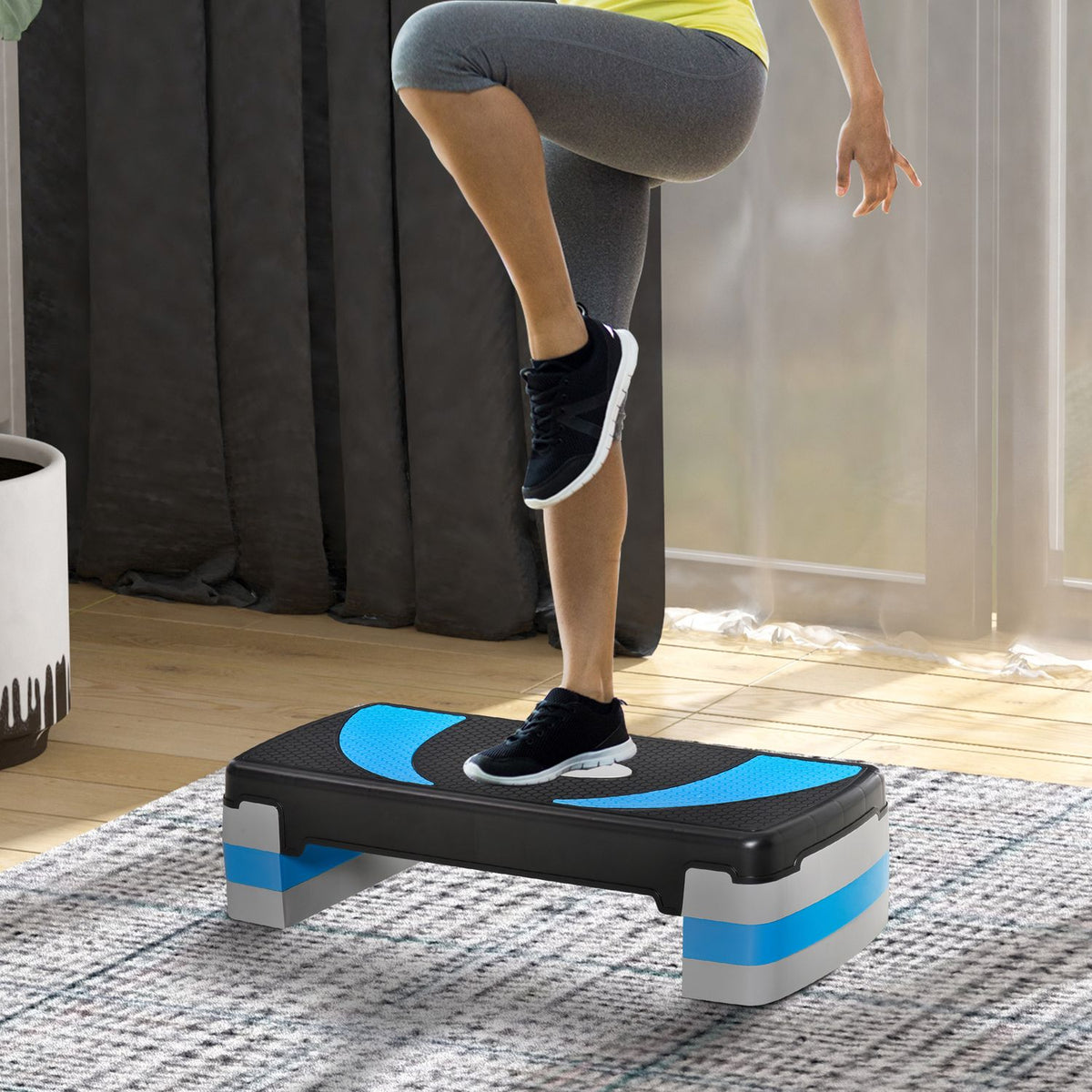 Hellblauer Aerobic-Stepper, verstellbare Höhe, 150 kg Kapazität
