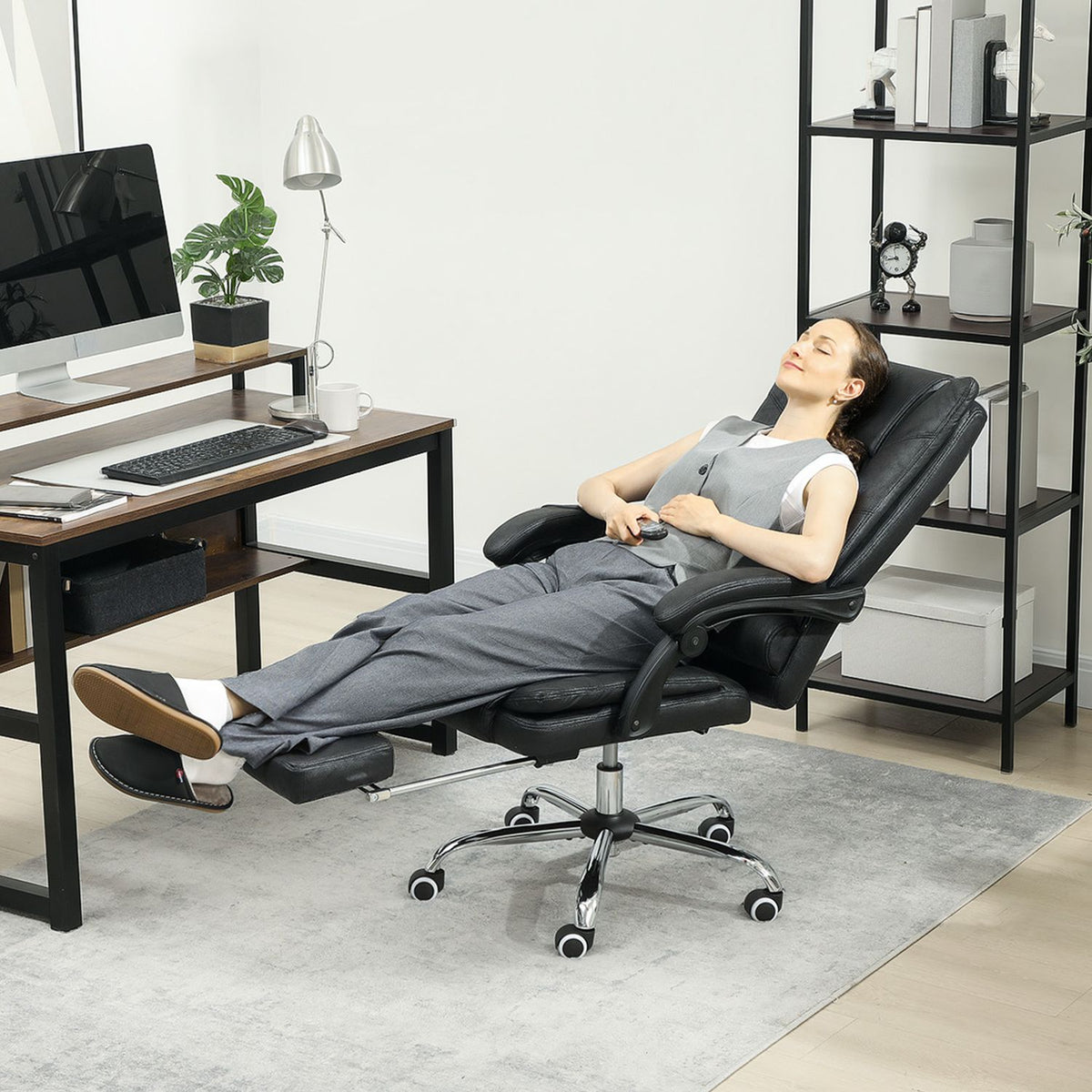 Massagekontorsstol med fotstöd, justerbar höjd, svart