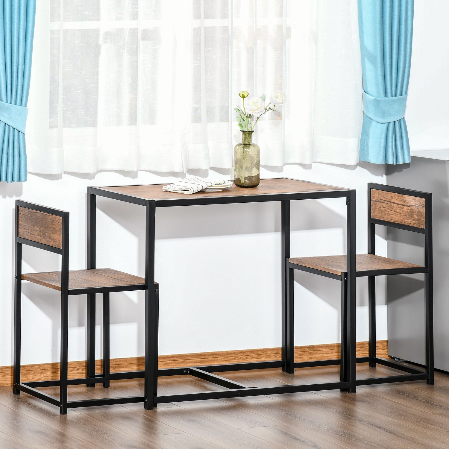Matsalsset: bord med 2 metallstolar, naturlig finish