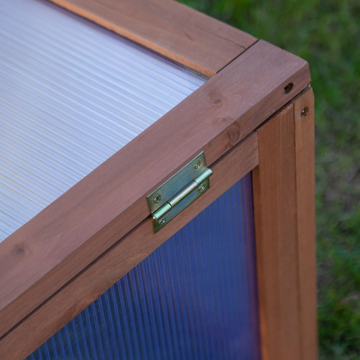Mini-Frühbeet aus Holz – UV-geschütztes Gartengewächshaus