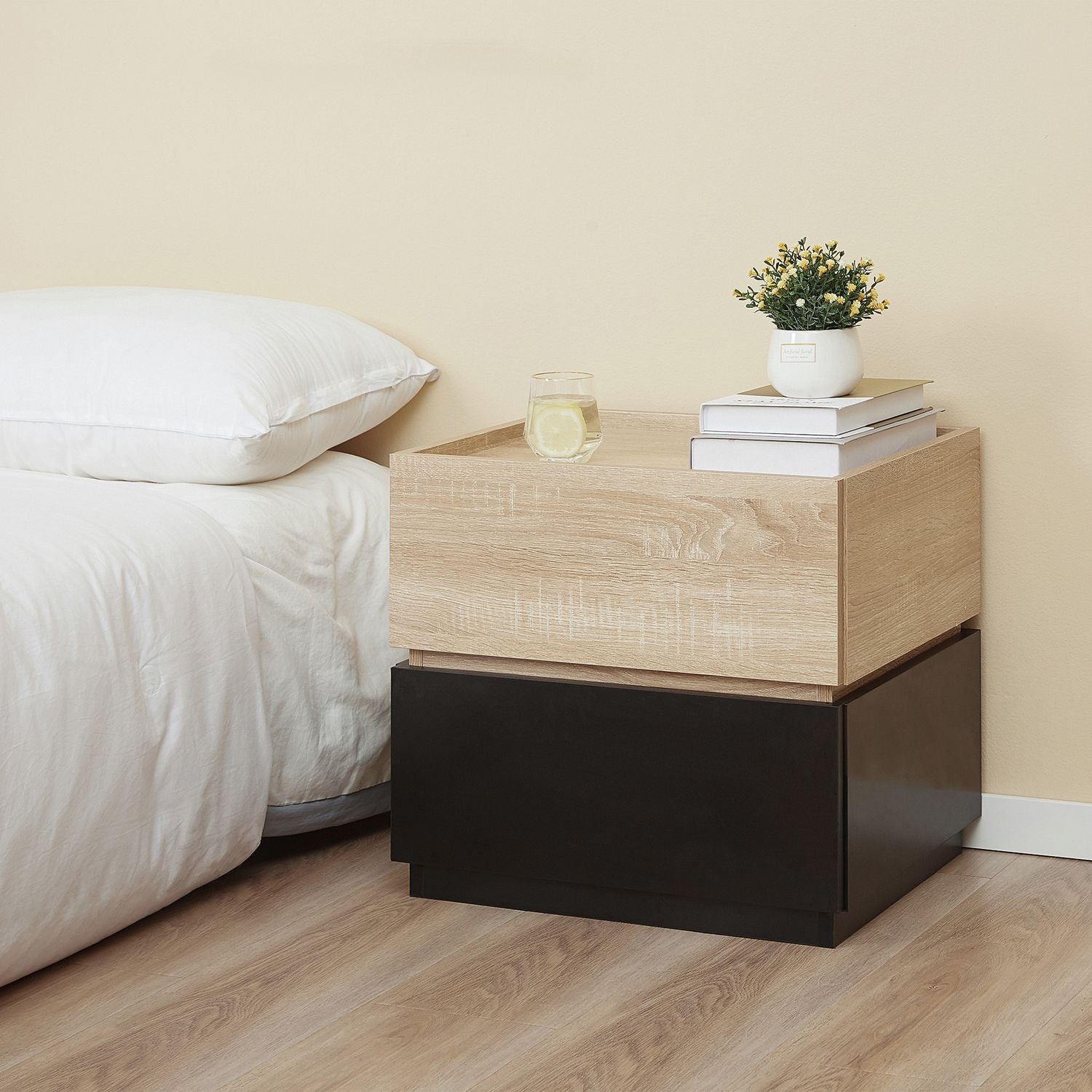Stapelbart Black & Natural Nattduksbord, 50x40x47,5 cm